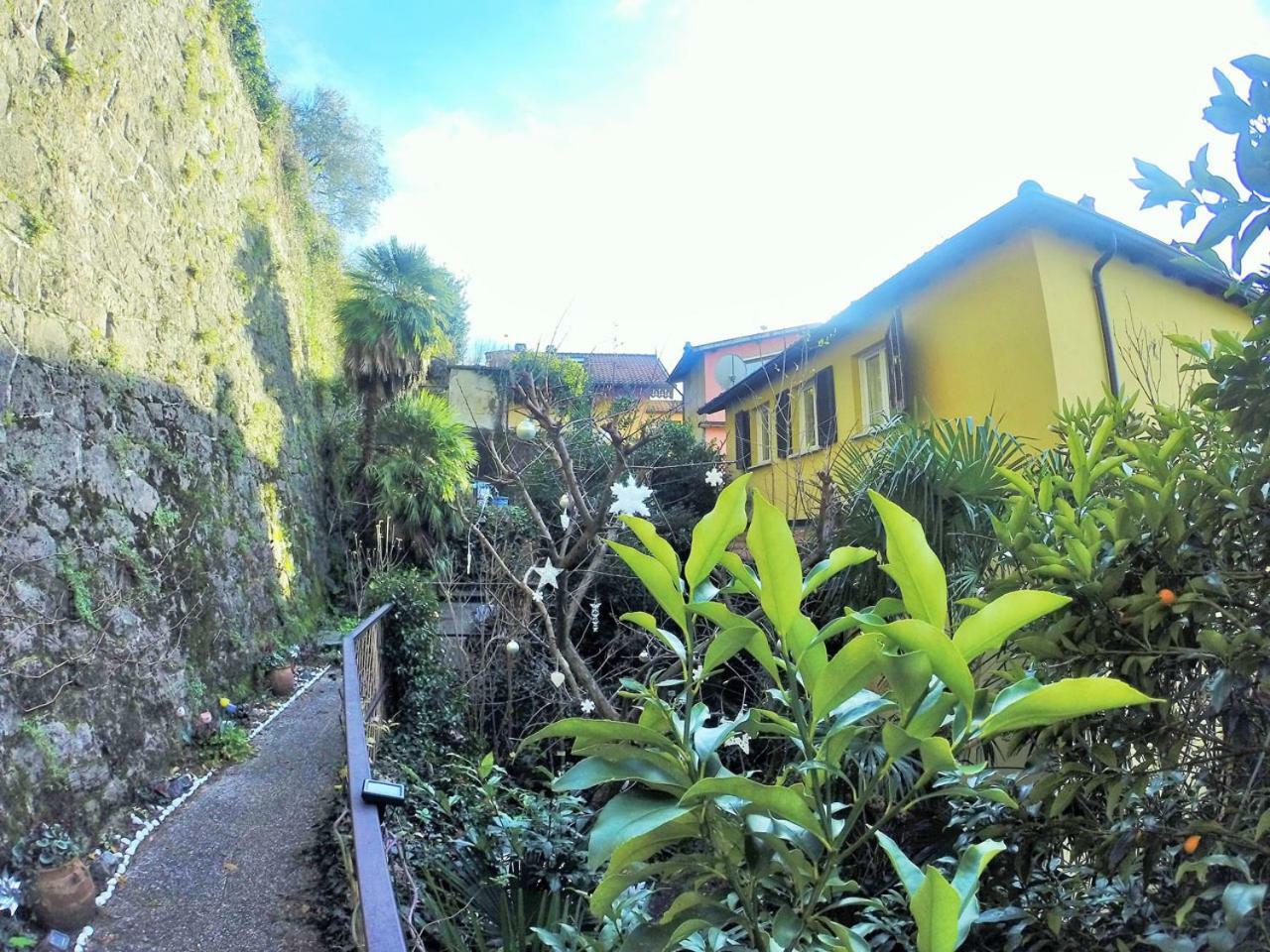 Cozy Garden Retrait Lägenhet Varenna Exteriör bild